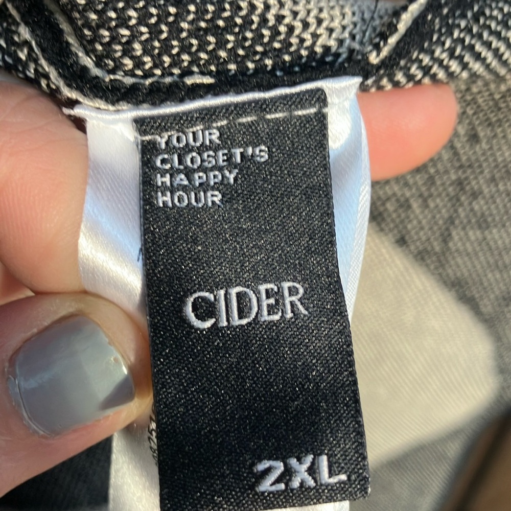 Cider Black and Cream abstract midi Dress XXL - Picture 2 of 4